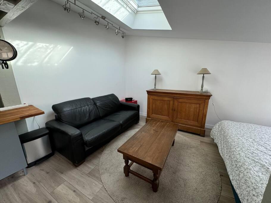 Petite Maison Independante Avec Parking Vétheuil Exteriör bild