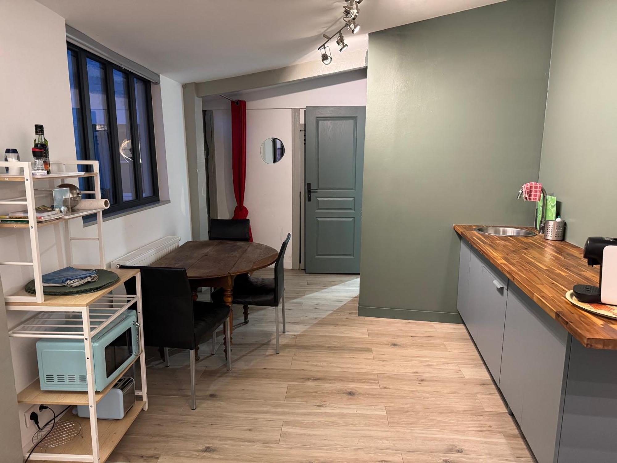 Petite Maison Independante Avec Parking Vétheuil Exteriör bild